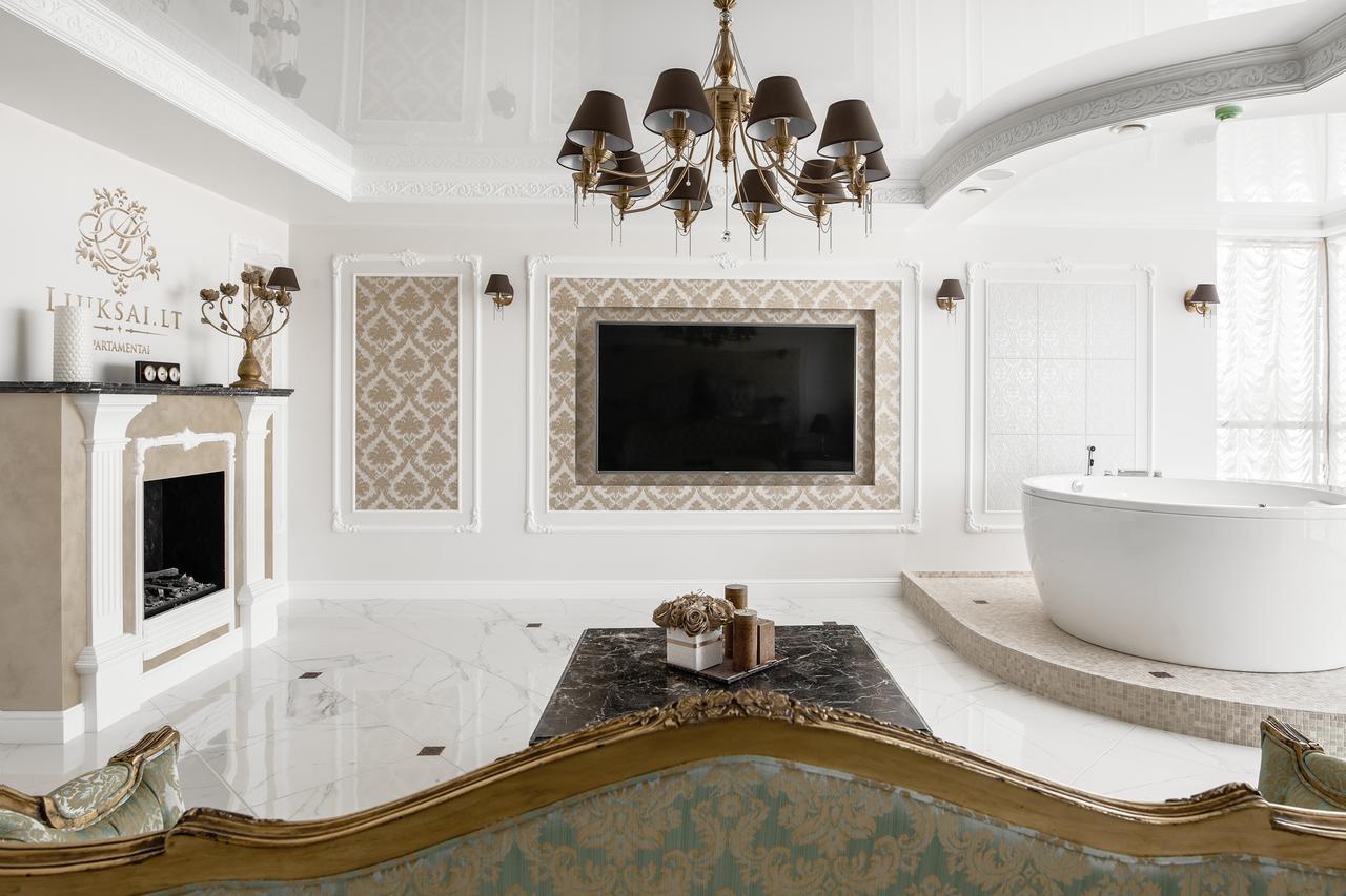 President Jacuzzi Apartment Klaipėda Buitenkant foto